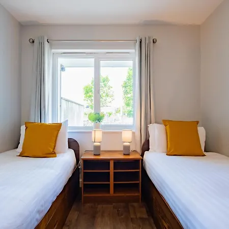 Διαμέρισμα 72 - Large Three Bed With Parking *